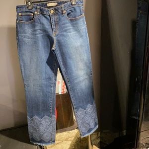 Perfect Tory Burch unique appliqué jeans